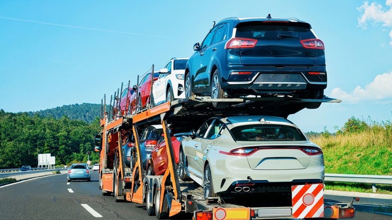 Afinal, o preço dos carros vai subir ou cair? Mercado já acumula alta de 40%