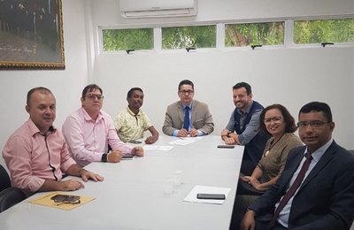 MPAL celebra TAC para regularização de serviços de hemodiálise do Hospital Chama, em Arapiraca