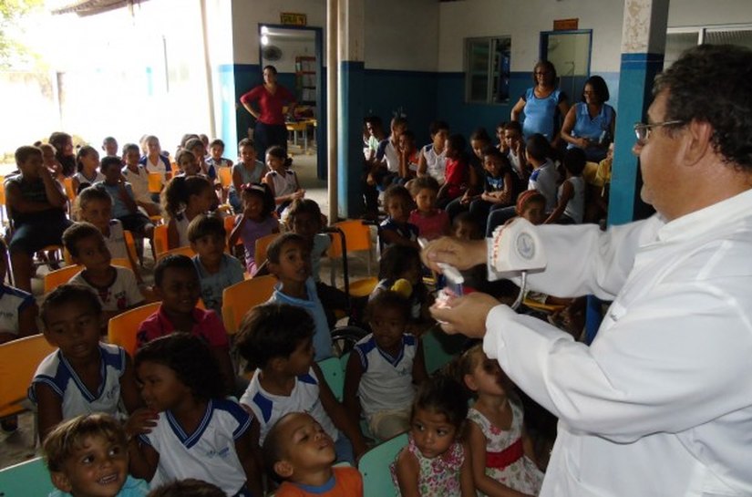 Prefeitura de Rio Largo realiza prevenção de saúde bucal nas escolas
