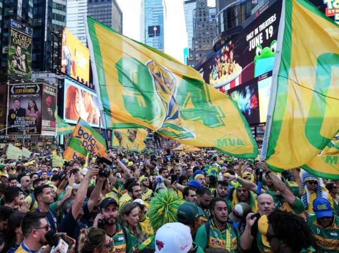 Rumor sobre brasileiros na Times Square levanta dúvida: quando um visto americano pode ser cancelado?