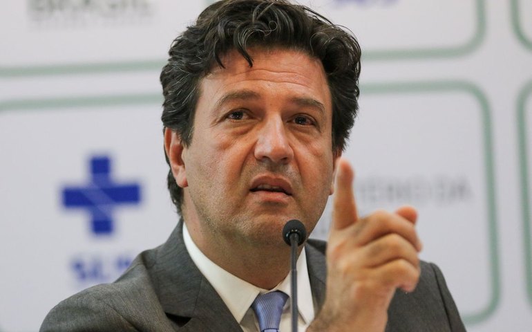 Ala ideológica do governo fez &#8216;dossiê&#8217; contra Mandetta