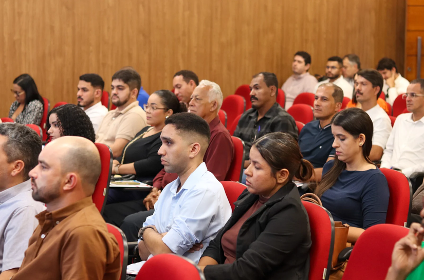 AMA fortalece qualificação dos servidores municipais com curso sobre Reforma Tributária