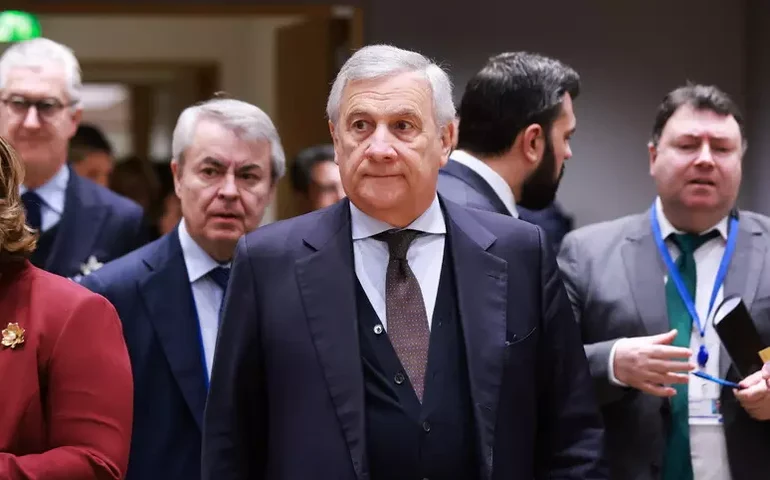 Ministros da UE aprovam nova rodada de sanções contra Irã