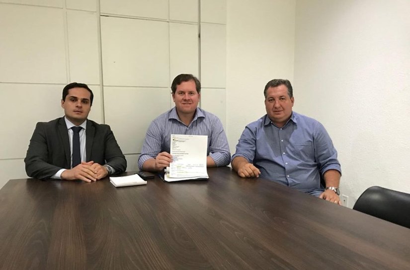 Marx Beltrão anuncia R$ 1 milhão para construção de ponte em Porto de Pedras