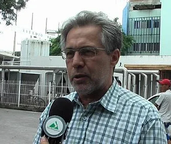 Médico Hélio Moraes: 'UPAs e hospitais municipais de enfeite' sobrecarregam HGE e UE de Arapiraca