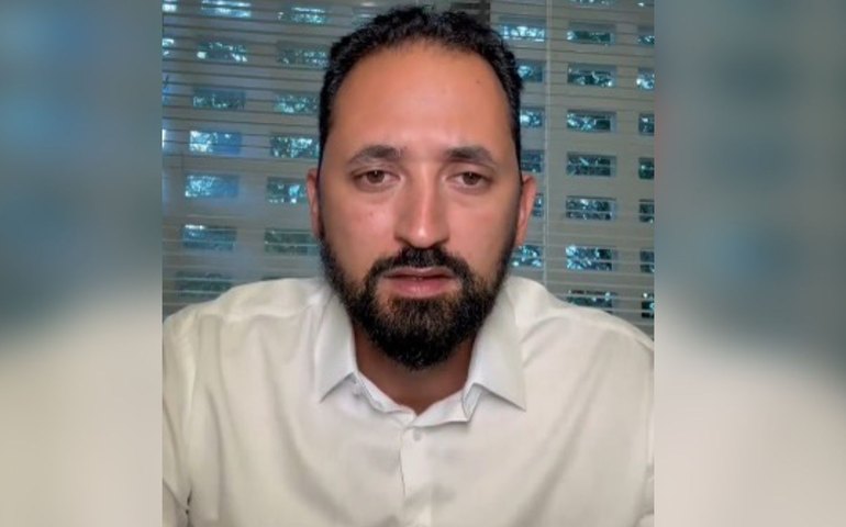 Deputado Maurício do Vôlei Se desculpa por ter votado para recriar DPVAT: 'Me confudi'