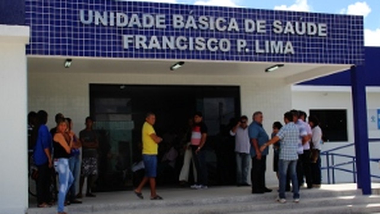 Arapiraca: Célia entrega reforma da Unidade de Saúde do bairro Itapoã