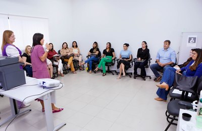 Magistrados e servidores dos Juizados da Mulher participam de curso sobre perspectiva de gênero