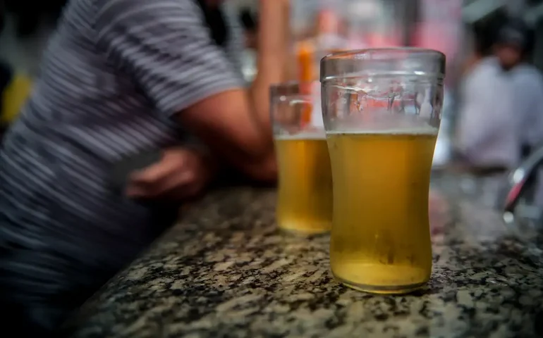 Governo de Minas Gerais suspende 'lei seca' durante as eleições de 2024