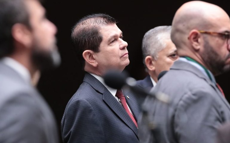 Câmara aprova texto-base com regras para o IBS previsto na reforma tributária