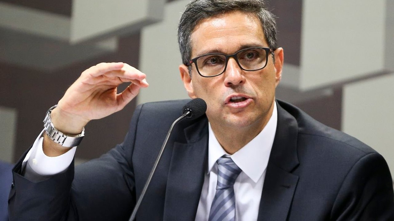 Campos Neto diz que BC está no caminho certo no combate à inflação