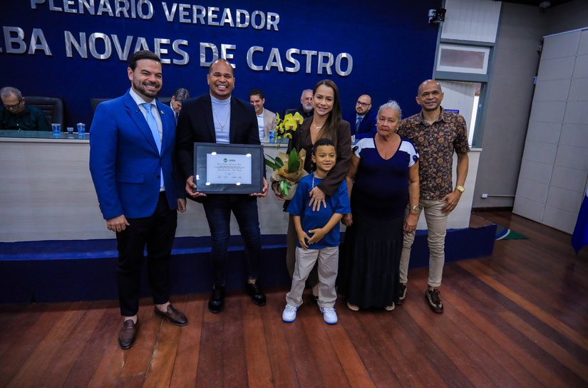 Câmara Municipal homenageia legado de Aloísio Chulapa por sua trajetória no futebol