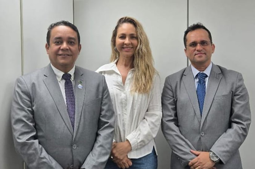 Rodrigo Buarque discute instrumentos de gestão com Conasems