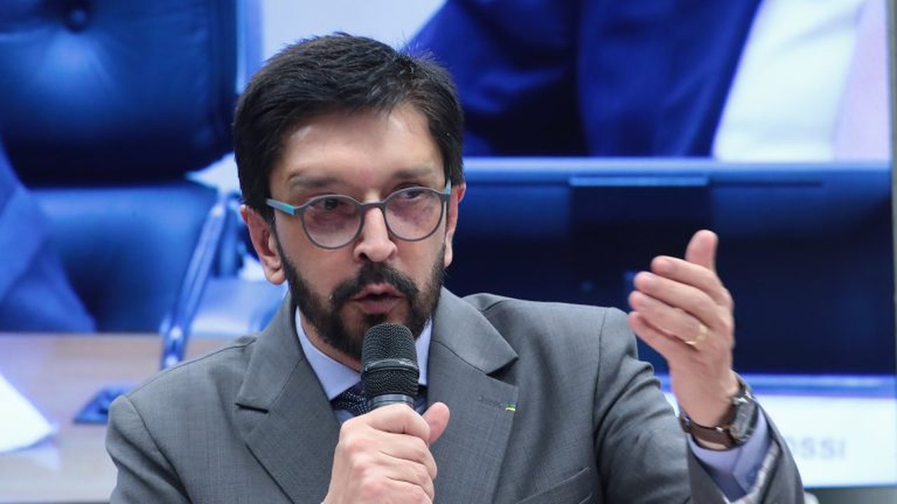 Nunes afasta gerente da SPTuris após investigação sobre empresária que produziu filme Dark Horse