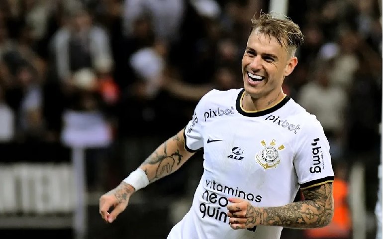 Róger Guedes usa fala racista ao comentar sobre calvície em podcast