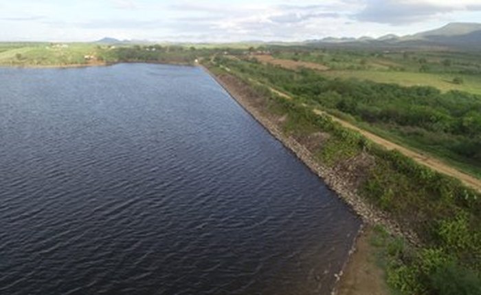 Em Jaramataia, obra do Dnocs apresenta danos estruturais e não possui plano de segurança