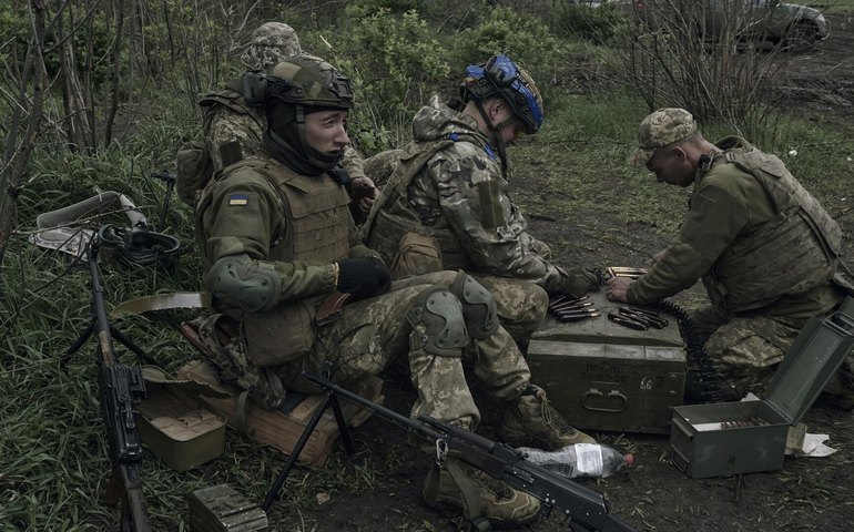 Analista americano explica por que Zelensky e seu entorno não querem o fim do conflito na Ucrânia