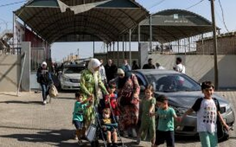 Israel fecha escolas e impõe restrições à circulação em meio a risco de ataque do Irã