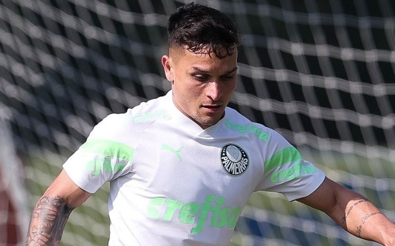 Artur destaca confiança em Abel e promete retomada de confiança no Palmeiras