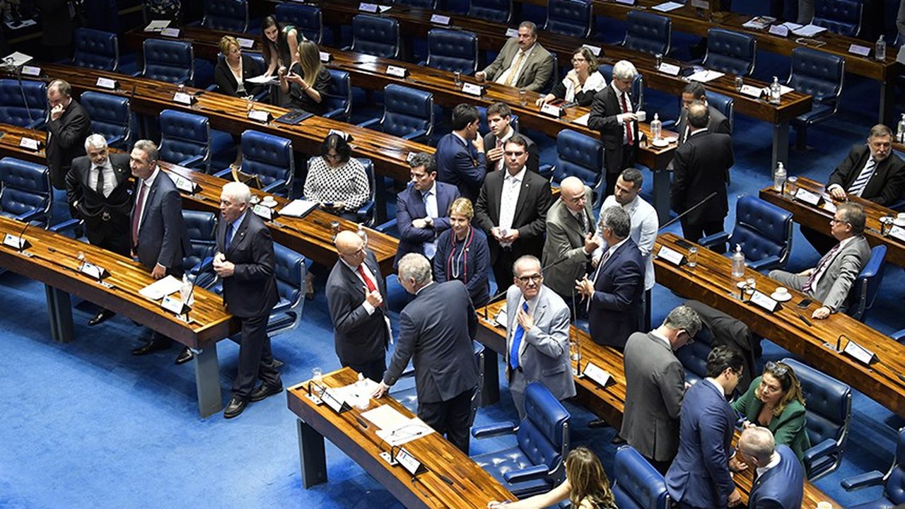 Lei cria Dia Nacional de Conscientização para duas doenças raras