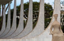 STF analisa proibição da revista vexatória em presídios