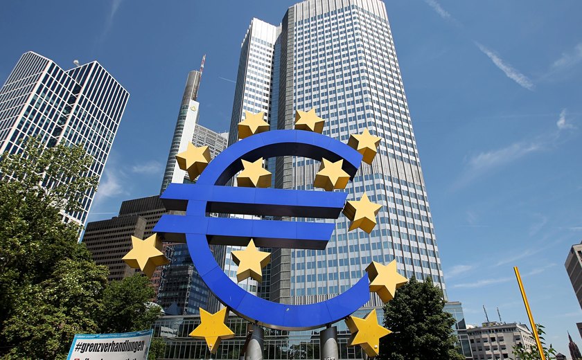 BCE elogia iniciativa de pagamentos conjunta de 16 bancos da zona do euro