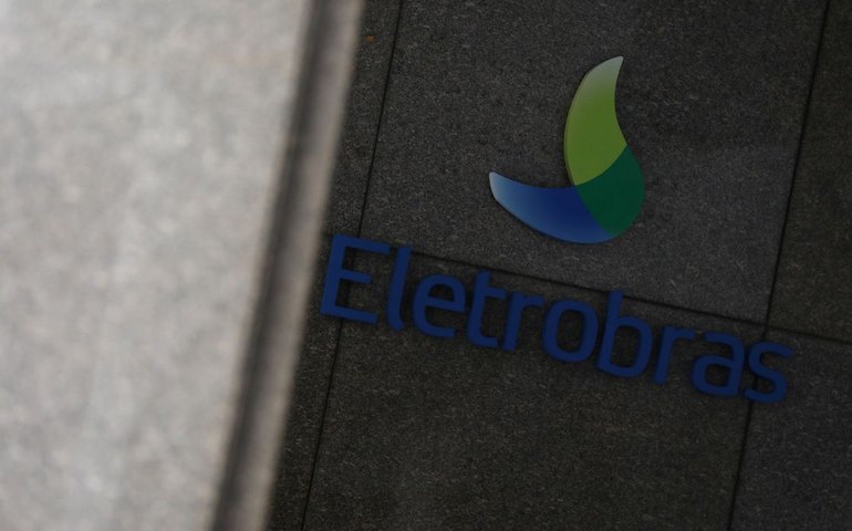 Senado aprova realocação de trabalhadores da Eletrobras em empresas públicas
