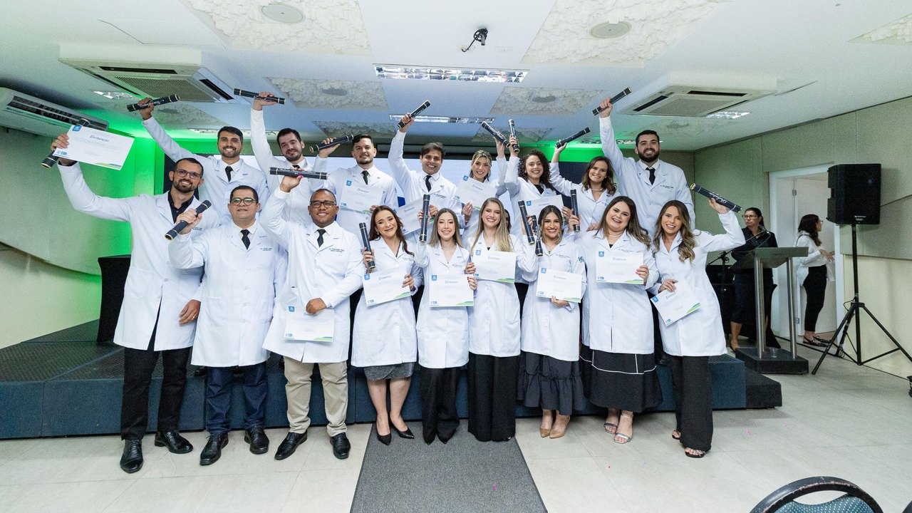 Mais 18 médicos concluem Programa de Residência do HGE em sete especialidades