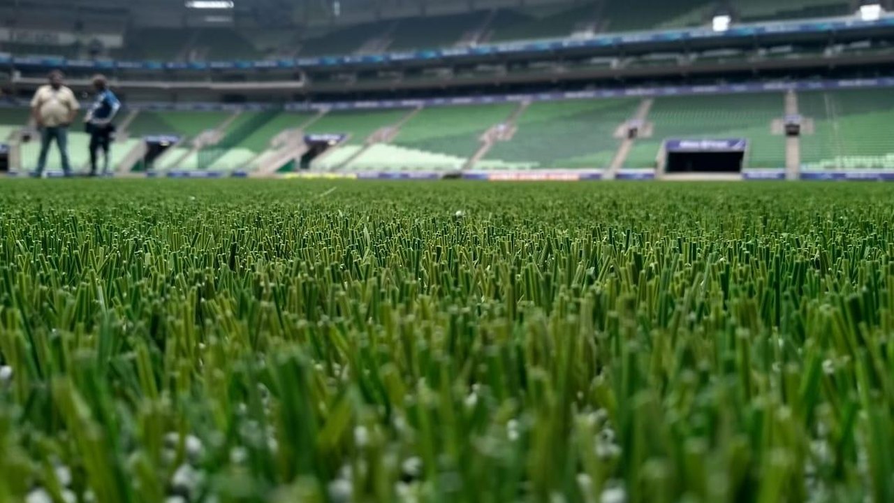 Gramado sintético do estádio do Palmeiras passa por ‘prova final’