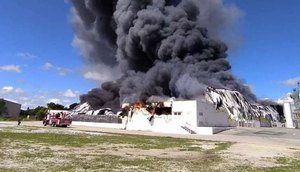 loja-da-havan-em-vitoria-da-conquista-e-tomada-por-chamas-28122022132447978 / Foto: Foto: reprodução R7
