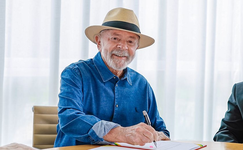 Lula tem melhora progressiva e ótimo estado, diz boletim médico