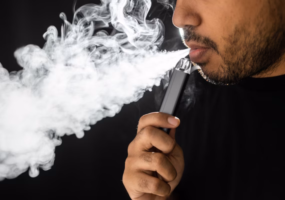 Maceió faz campanha contra cigarro eletrônico nos shows de Jaraguá