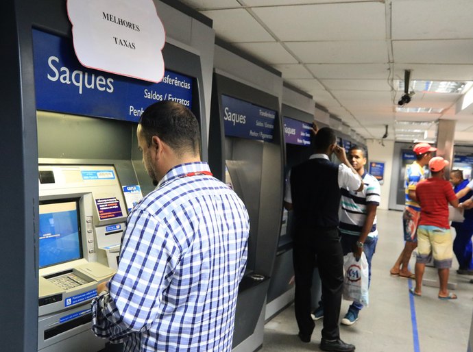 Salários de junho do Estado começam a ser liberados a partir desta quinta (30)