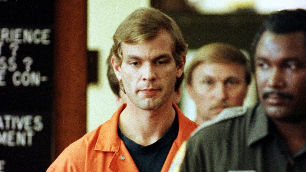 Vizinha de Jeffrey Dahmer revela detalhes sobre um dos casos do serial killer