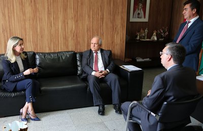 TJ e Corte de Contas discutem parceria para viabilizar manutenção da TV Cidadã 