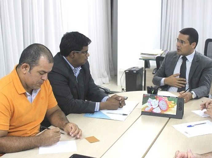 Governo de Alagoas mantém diálogo com agentes penitenciários