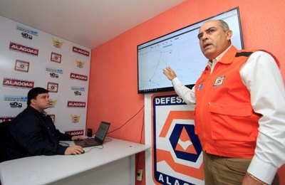 Operação vai distribuir três milhões de litros de água por dia no Agreste e Sertão de Alagoas