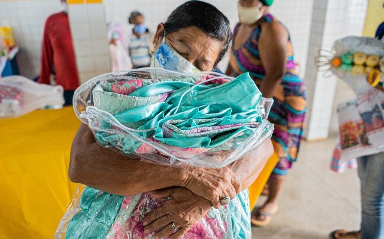 Viver Melhor: prefeitura leva mutirão de cidadania para moradores da comunidade Mangabeiras