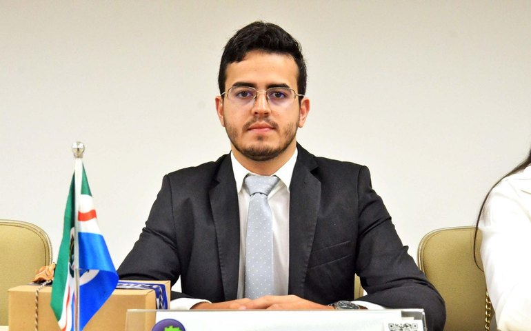 Egresso de Ciências Contábeis da Uneal é aprovado no Doutorado da UFPE