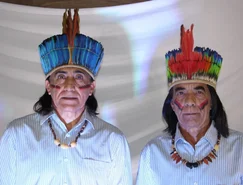 Cacique e Pajé - Divulgação.jpeg 