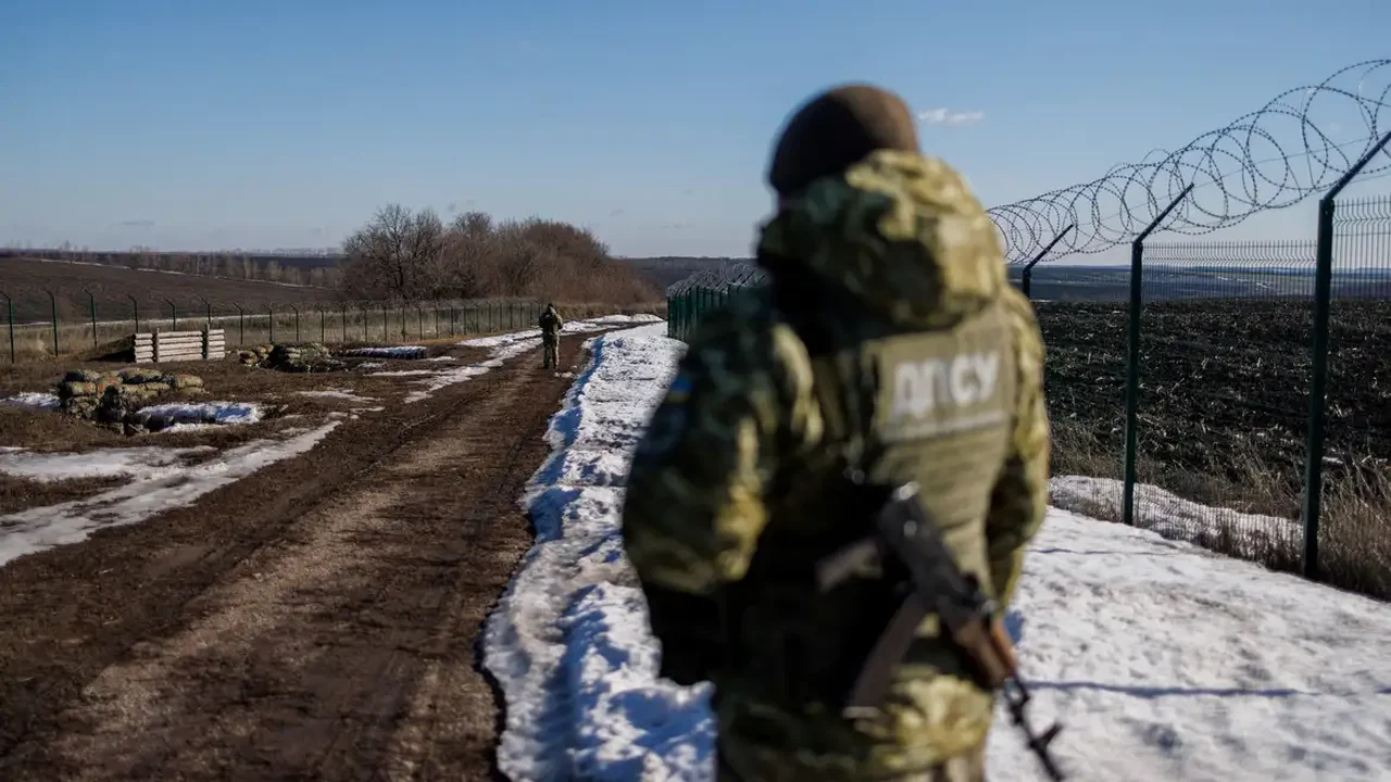 Exército da Rússia afirma ter contido invasão da Ucrânia em região fronteiriça