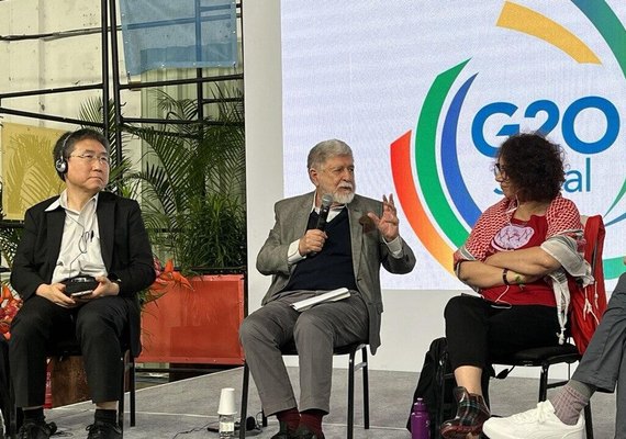 'É uma revolução', diz Amorim no G20 Social sobre ascensão da multipolaridade