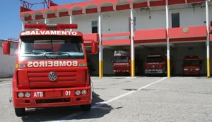 Susto na rua: homem é socorrido pelos Bombeiros após sofrer crise epiléptica no Centro de Arapiraca