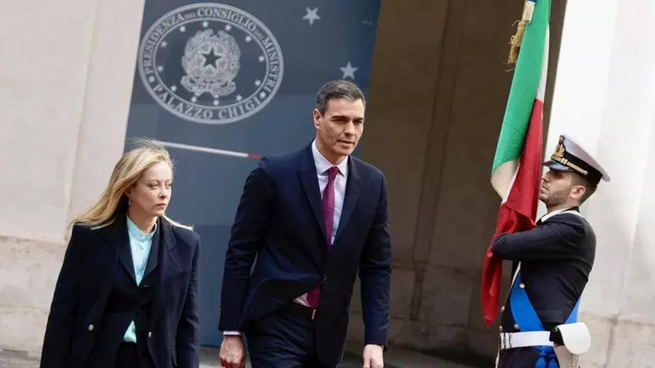 Espanha dá ultimato para Itália revogar controles de fronteira