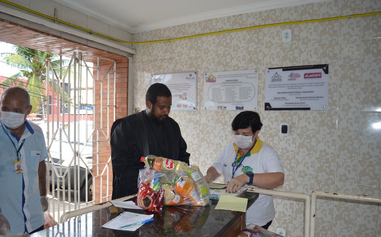 Mesa Brasil Alagoas zera estoque e pede reforço nas doações