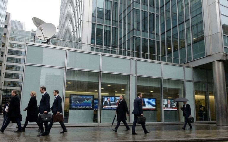 Paramount garante financiamento para oferta pela Warner e acirra disputa com Netflix