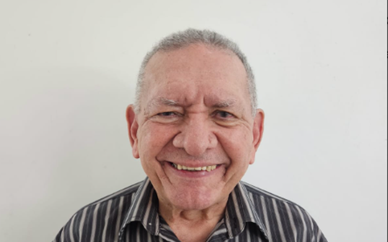 Professor aposentado lançará livro na 11ª Bienal do Livro de Alagoas