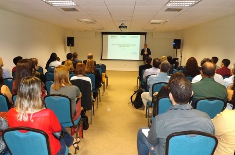 Curso reúne representantes de agências reguladoras do País em Maceió