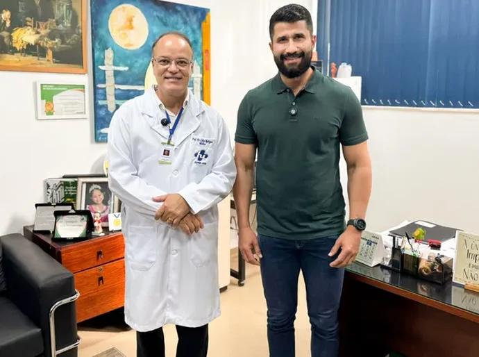 Deputado Fabio Costa entrega equipamentos ao Hospital Universitário e reforça atendimento especializado em Alagoas