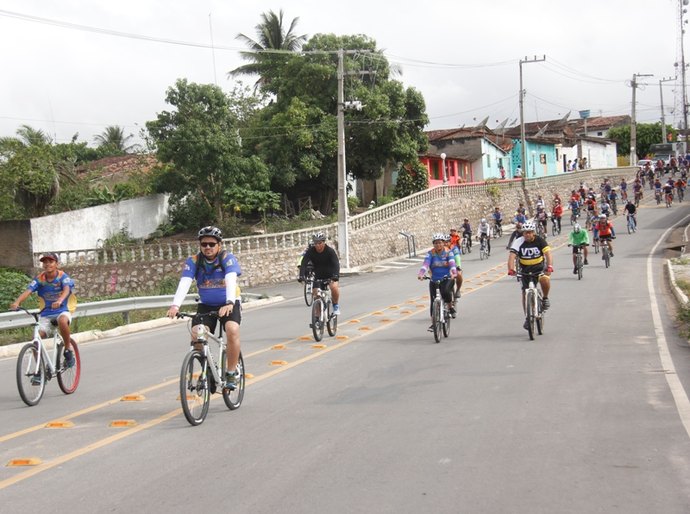 Mais de mil ciclistas participam do II Passeio Ciclístico em Campo Alegre